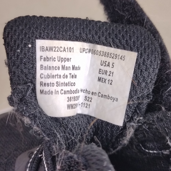 Athletic Works Shoes - Picture 8 of 9